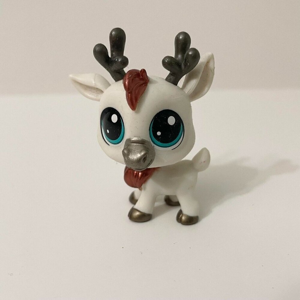Littlest Pet Shop LPS Antlers Tuktu 31 Reindeer